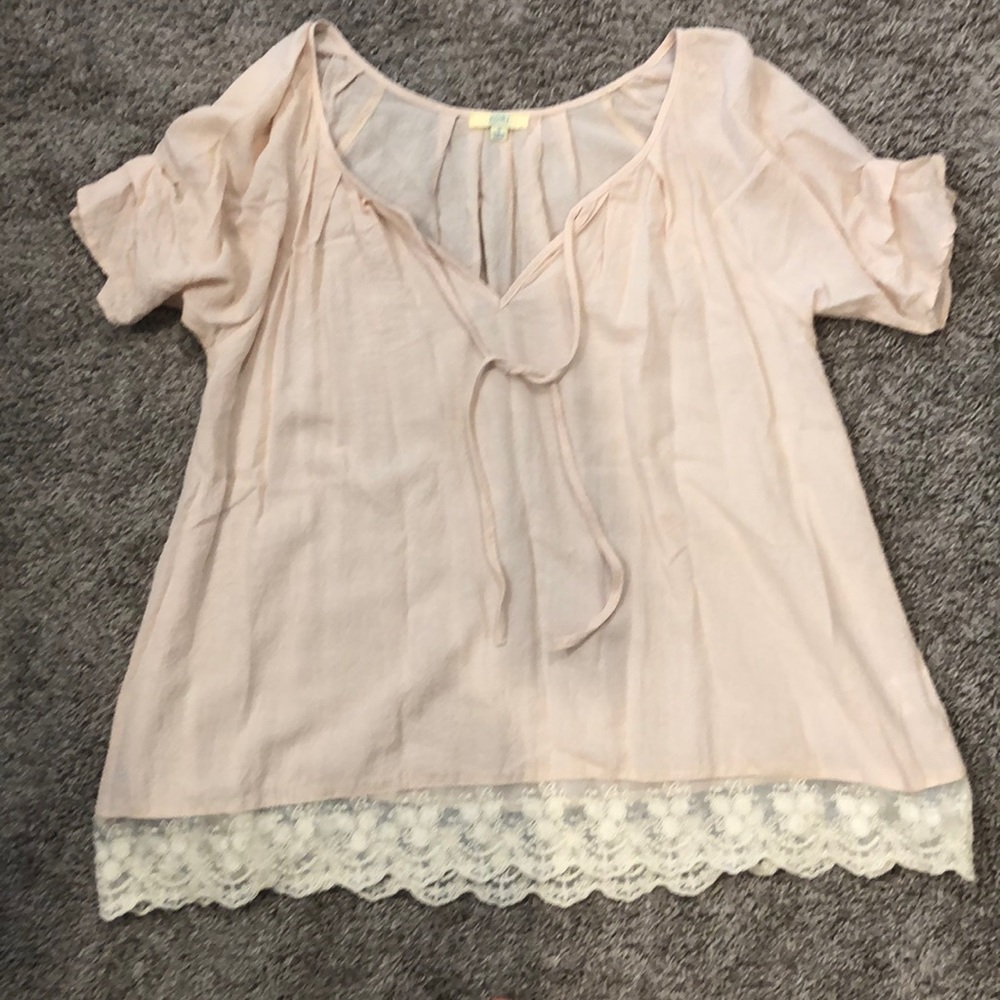 Cute top